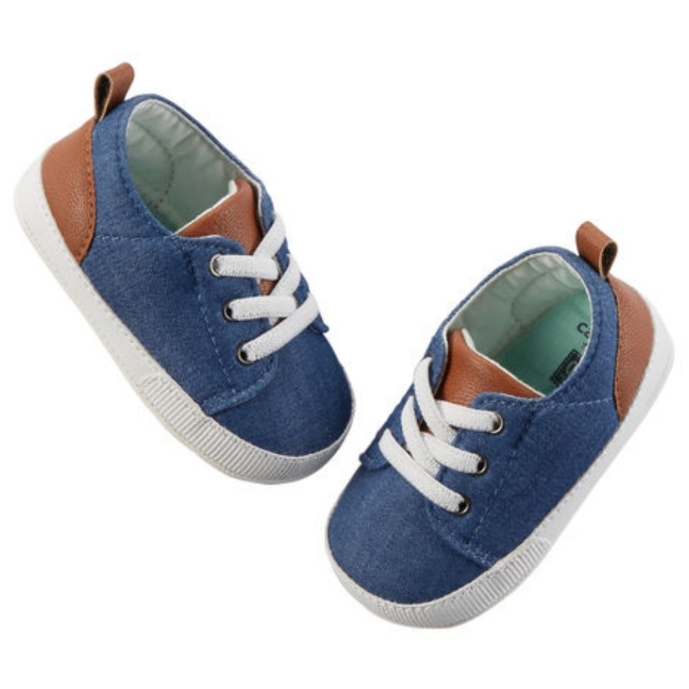 🎉 Carter's Chambray shoes